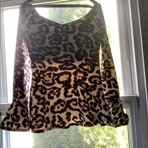VIVA Long Sleeve Animal Print Padded Top